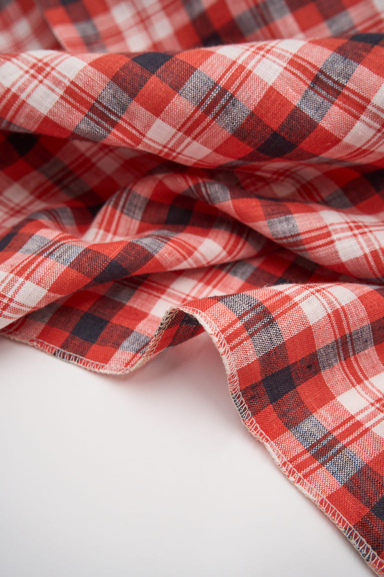 ОТРЕЗ 1,5м (КЛЕТКА 100% ЛЁН КРАСНО-БЕЛЫЙ-СИНИЙ 185гр  150см)