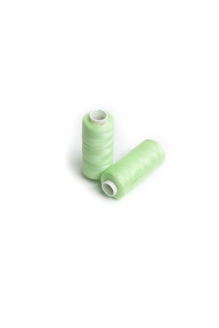 Нитки Бытовые 711-ФИСТАШКА Dor Tak 40/2-400 ярд. 100% п/э