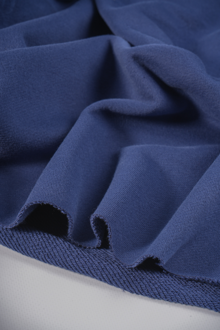 ОТРЕЗ 0,9 м (Футер 3х-нитка БАРХАТНАЯ СЛИВА PEACH EFFECT (ПИЧ) 90%хб/10%пэ, 330 гр/кв.м, 195 см)