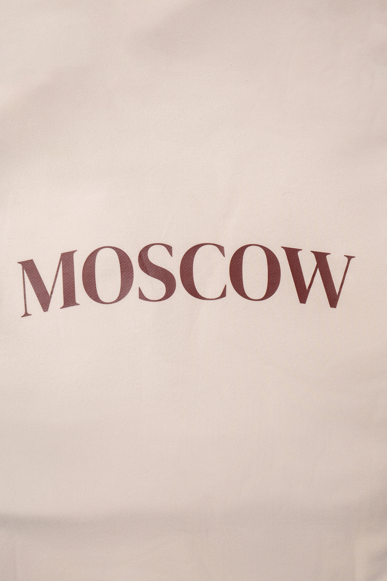 КУПОН ДЛЯ СВИТШОТА 1,3 м (Петля,180 см) MOSCOW (коричневый шрифт) СЛИВОЧНЫЙ ПИЧ КУПОН ДЛЯ СВИТШОТА 1,3 м (Петля,180 см) MOSCOW (коричневый шрифт) СЛИВОЧНЫЙ ПИЧ
